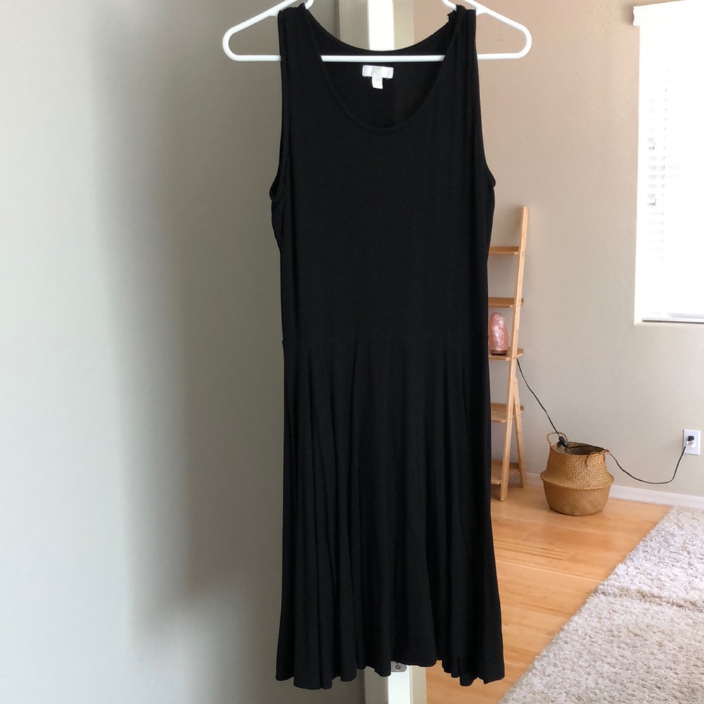Comfy casual little black dress